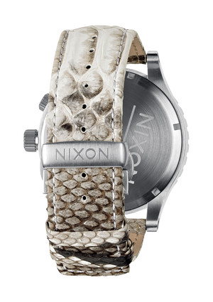 nixon_watch_51-30_chrono_leather_white_snake_mein3